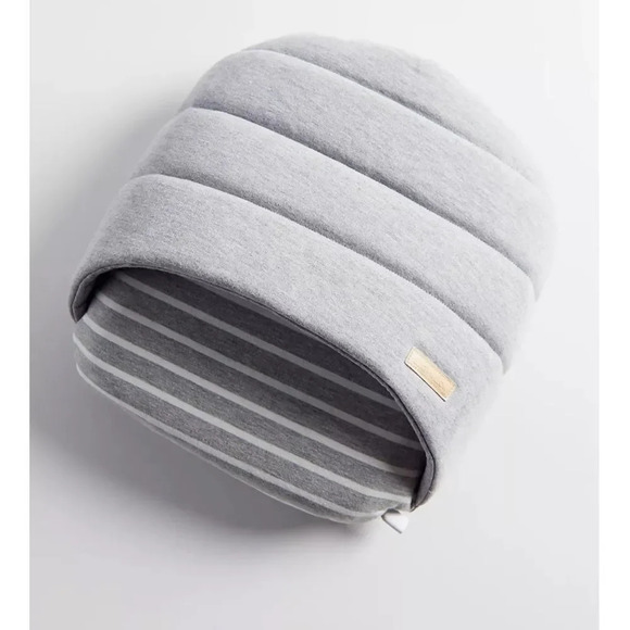 Urban Outfitters Luxe +‎ Willow Snug Heated Foot Massager Sealed - Picture 3 of 4